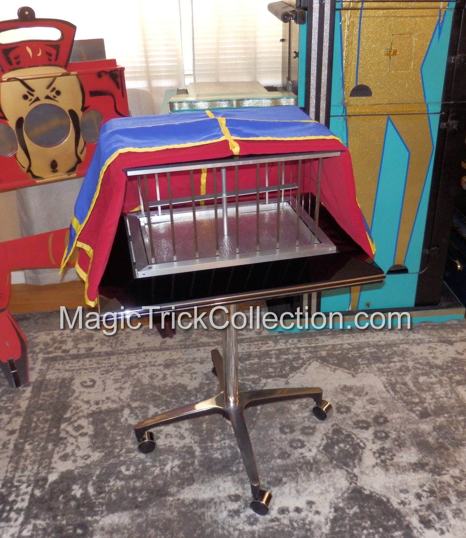 Proline Vanishing Dove Cage