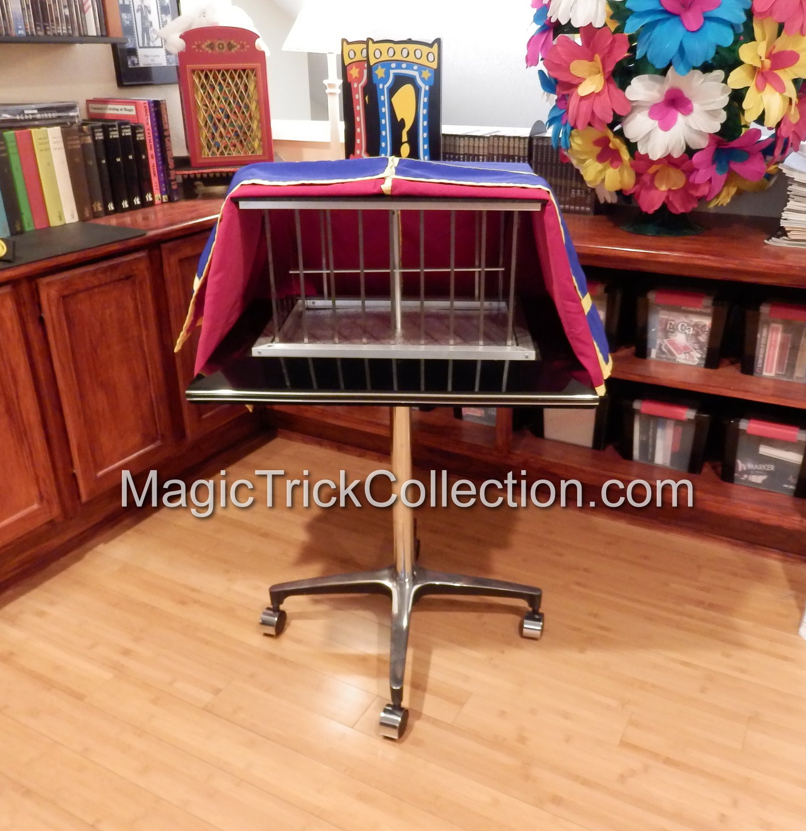 Proline Vanishing Dove Cage