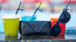 VANISHING SUNGLASSES (Gimmicks and Online Instructions) by Wonder Makers