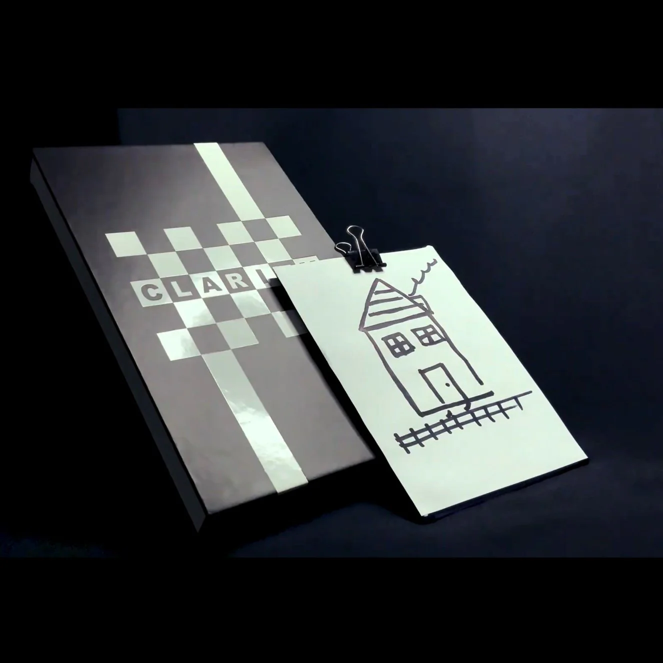 Clarity by chris rawlins | magic trick collection Clarity by chris rawlins an electronics level prop without any cost that allows you to get all the information you need in seconds from a face down clipboard | magic trick collection